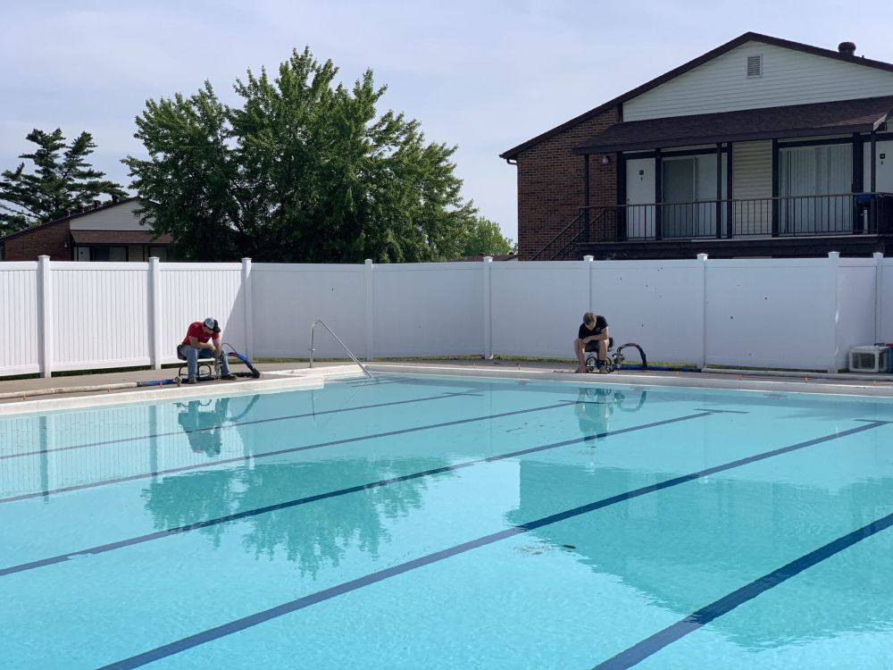 Raising a pool using deep foam injection