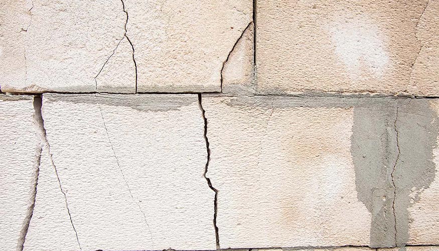 wall crack